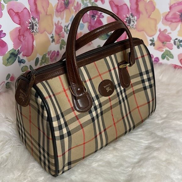 💯Authentic Burberrys Boston Handbag🍀 - Picture 10 of 17